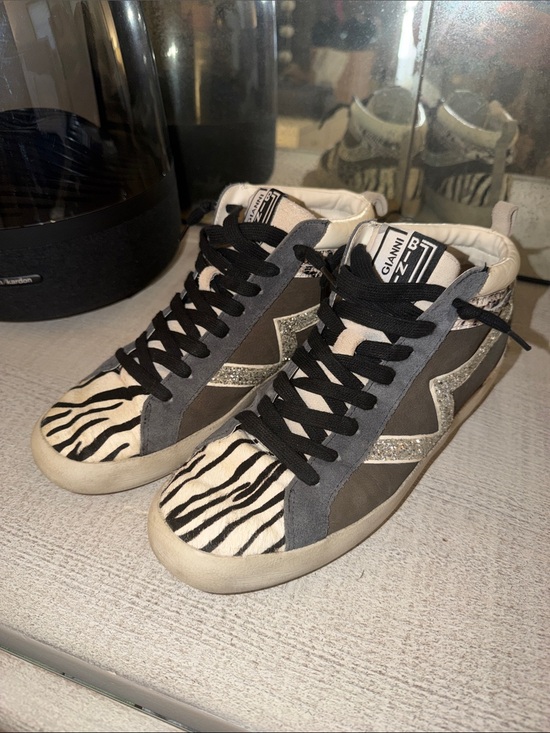 Gianni Bini Shoes - Gianni Bini Zebra-Accented High Top Sneakers - Black, White, Gray
